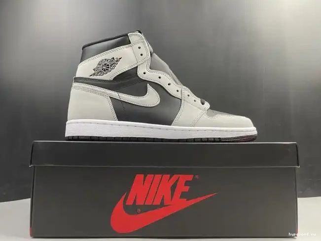 Light Smoke Air Black 555088-035 Grey Retro White Jordan 1 High 0407
